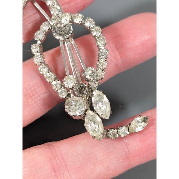 Vintage Clear Rhinestone Floral Bouquet Leaf Silver Tone Brooch Paste Pin Spray - Picture 10 of 13